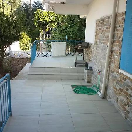 Feriehus Denize 50 Adim Triplex *